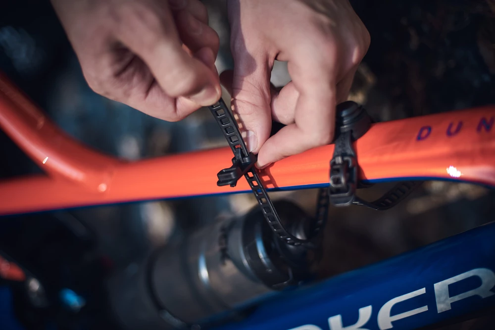 Fidlock TWIST Bouteille 590 + Base Uni – Image 5