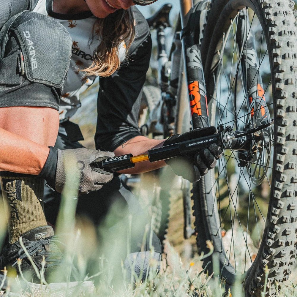 Lezyne Petite Mini-pompe Grip Drive HV – Image 5