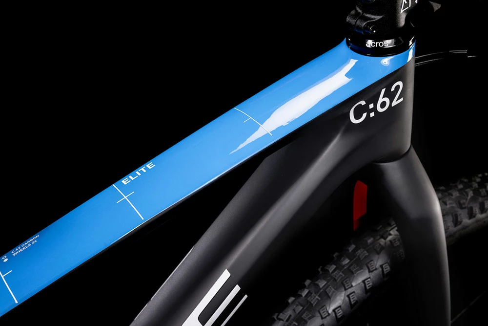 Cube Elite 240 C:62 SL Carbon´n´blue´n´red – Image 2