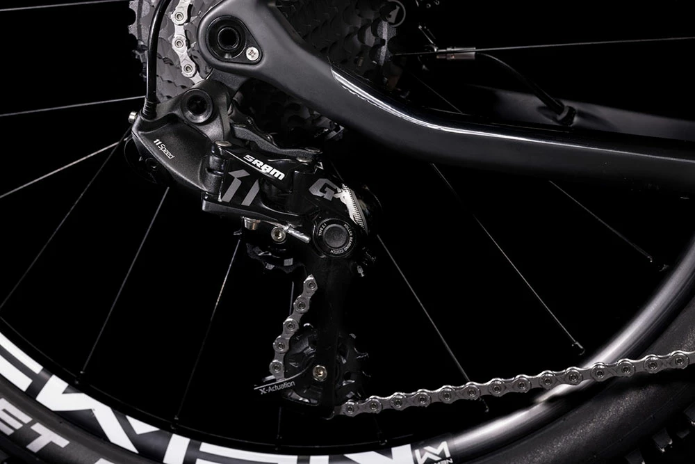 Cube Elite 240 C:62 SL Carbon´n´blue´n´red – Image 5