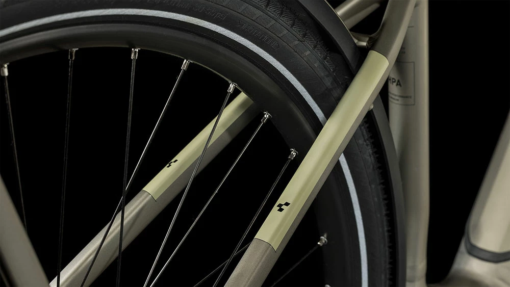 Cube Kathmandu Hybrid Pro 750 Easy Entry Flashstone´n´black – Image 4