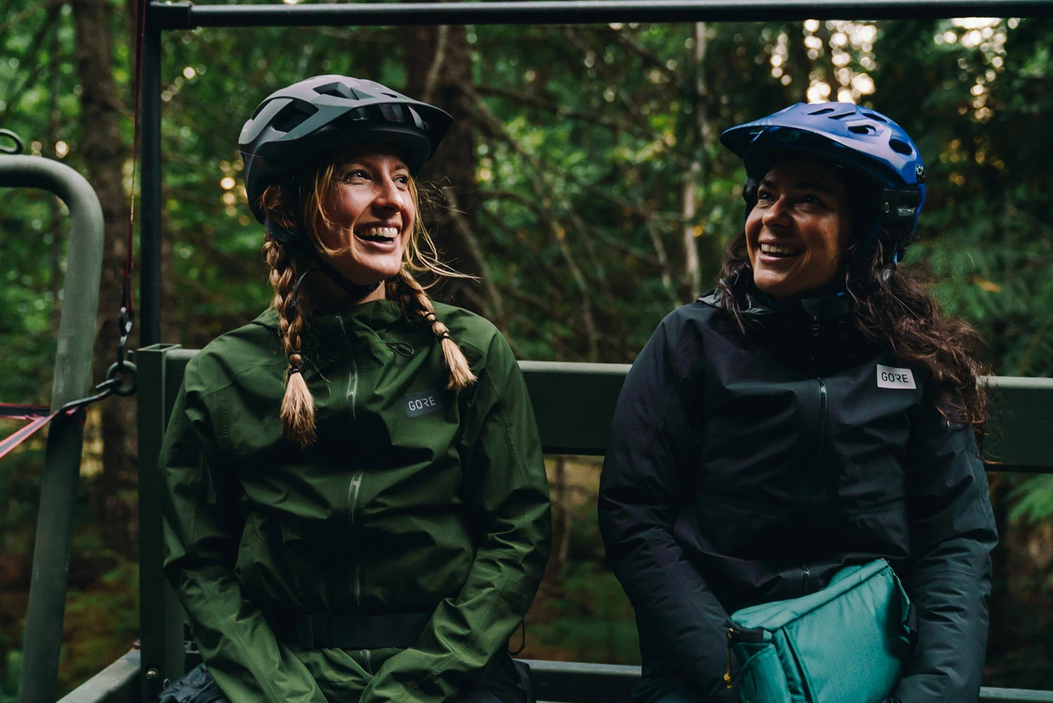 GOREWEAR Endure GORE-TEX®- Women's MTB Rain Jacket – Image 6