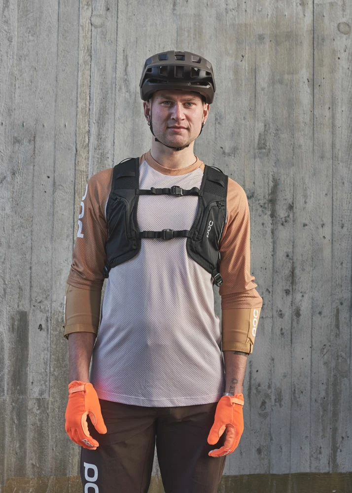 POC Column VPD Backpack 13L - Protector Backpack – Image 6