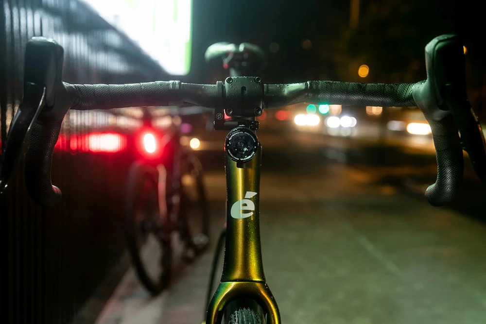 Supernova Airstream 2 Upside Down - Projecteur à Batterie – Image 4