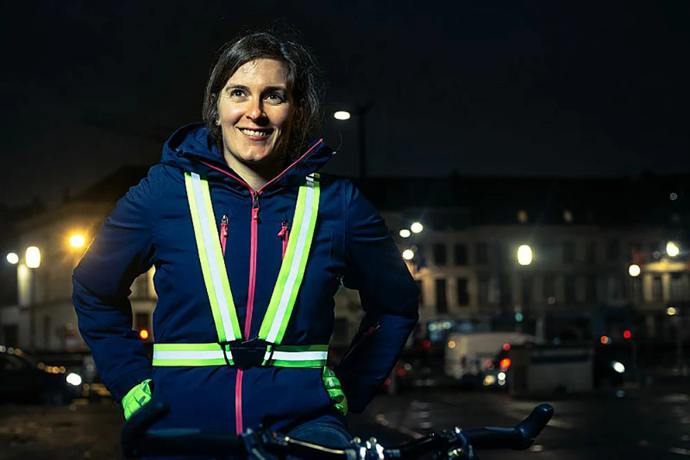 WOWOW Cross Belt - Gilet Triangulaire Réfléchissant – Image 2