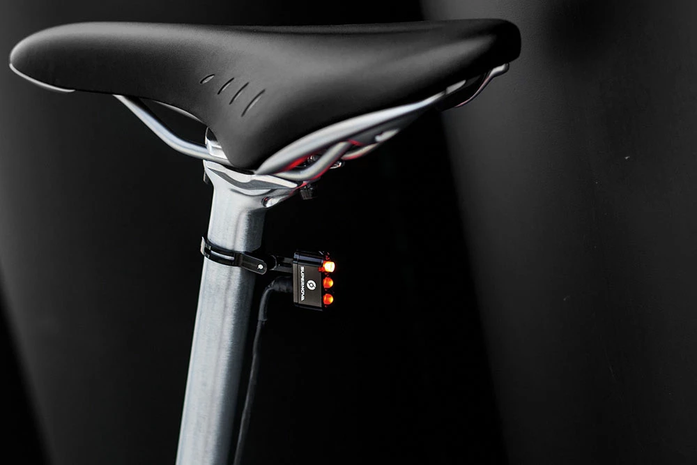 Supernova E3 Seat Post Tail Light 2 (12V) - Feu Arrière Pour E-bike – Image 2